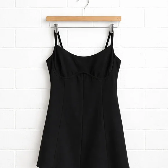 0205 LBD EUC Size 10 Princess Polly XX spaghetti strap little black dress - Picture 1 of 11